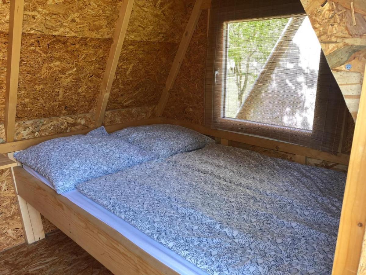 Una Kamp Hotel Bosanska Krupa Bagian luar foto